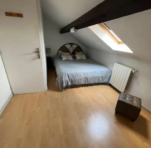 La Petite Angérienne * Saint-Jean-dʼAngély